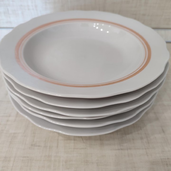 Тарелки Дулево