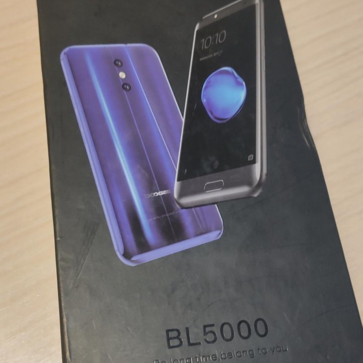 Телефон DOOGEE BL5000