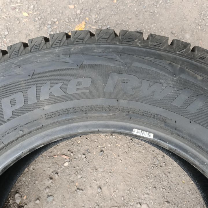 Продам шины HANKOOK 275/60 R18