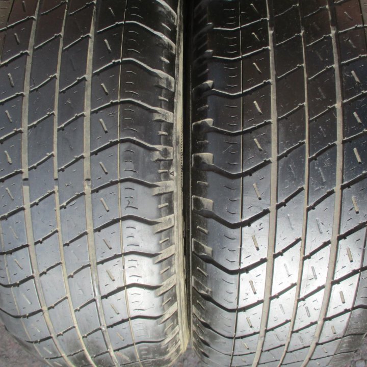 2шт 215\65 R16 GoodYear