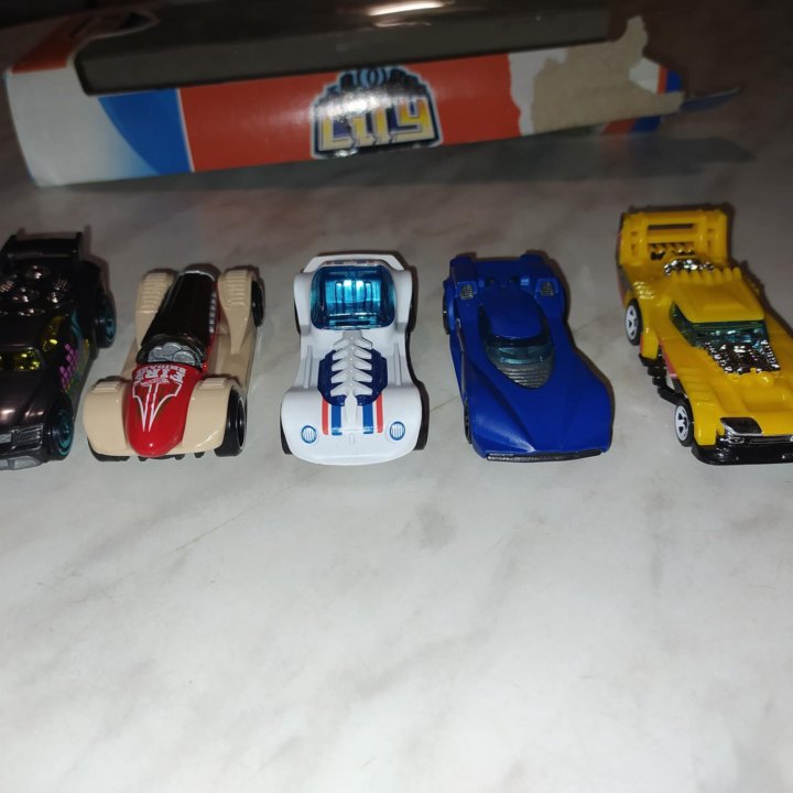 Набор новый Hot wheels