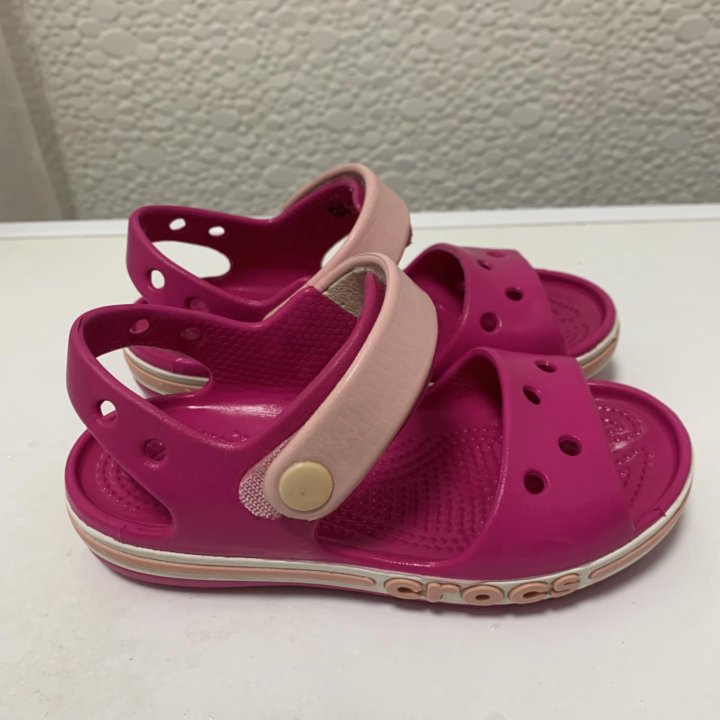 Сандалии crocs c 10