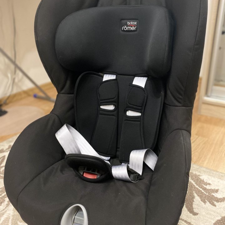 Автокресло britax romer