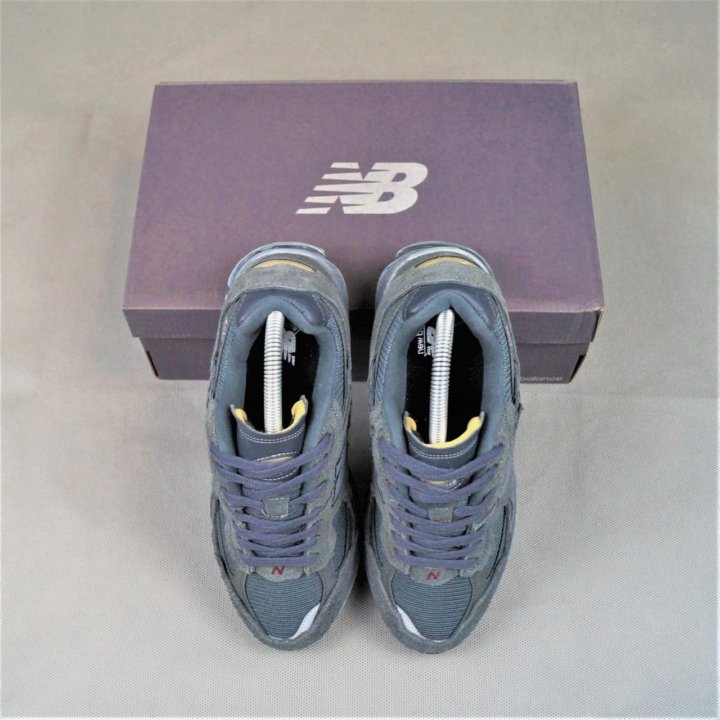 Кроссовки New Balance 2002R