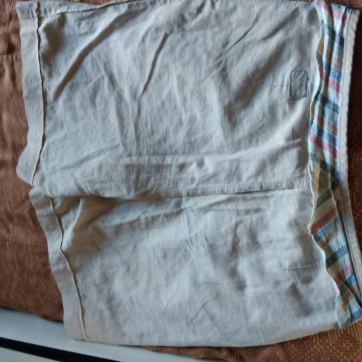 Практичные шорты из натуральной ткани