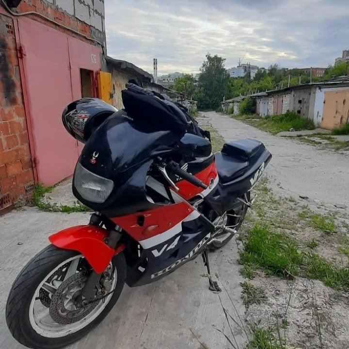 Honda VFR 400R