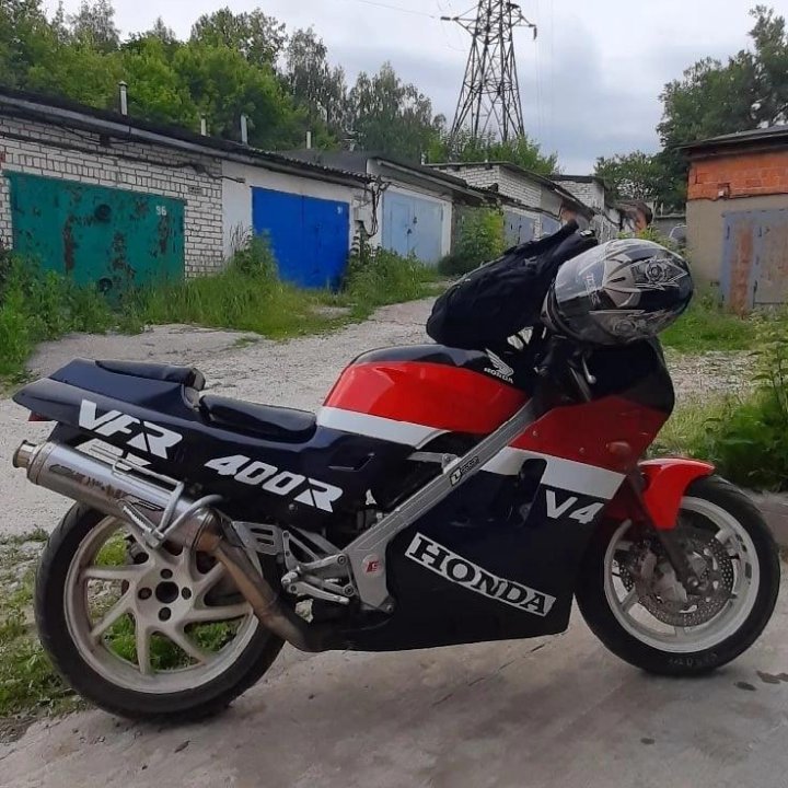 Honda VFR 400R