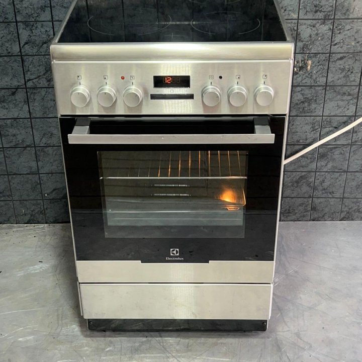 Плита электрическая Electrolux EKC 545020X