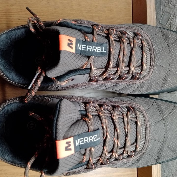 КроссовкиMerrell