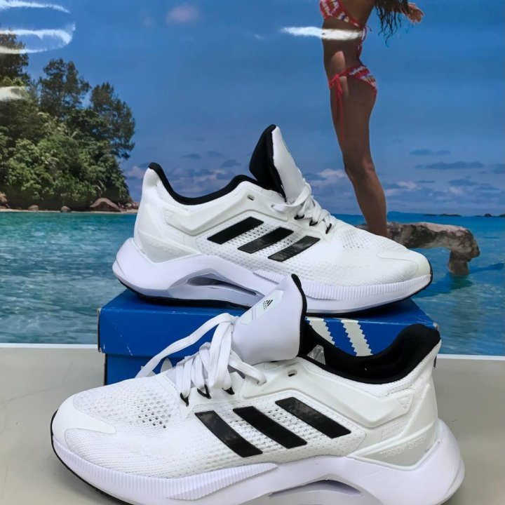 Кроссовки мужские Adidas 40/42 размер