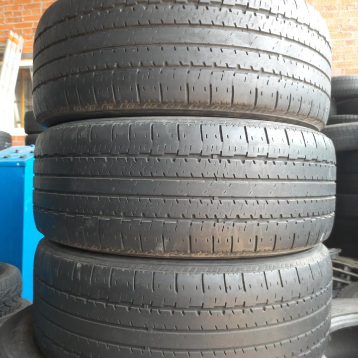 235/55 R18 Triangle Sapphire TR257