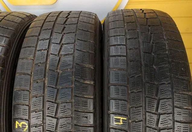 Dunlop Winter Maxx WM01 215/60 R17