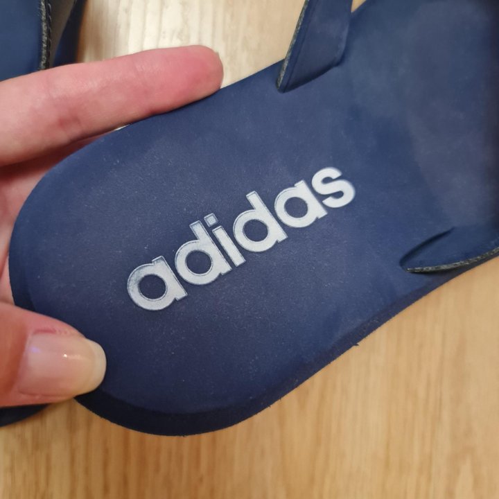 Шлёпки adidas 39