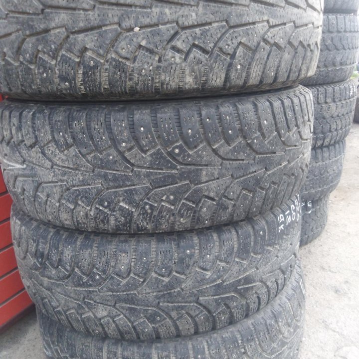 225 /60 R18