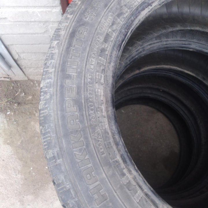 225 /60 R18