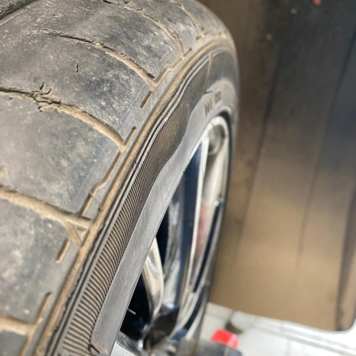 2шт. 225/45 R17 DUNLOP ЛЕТО