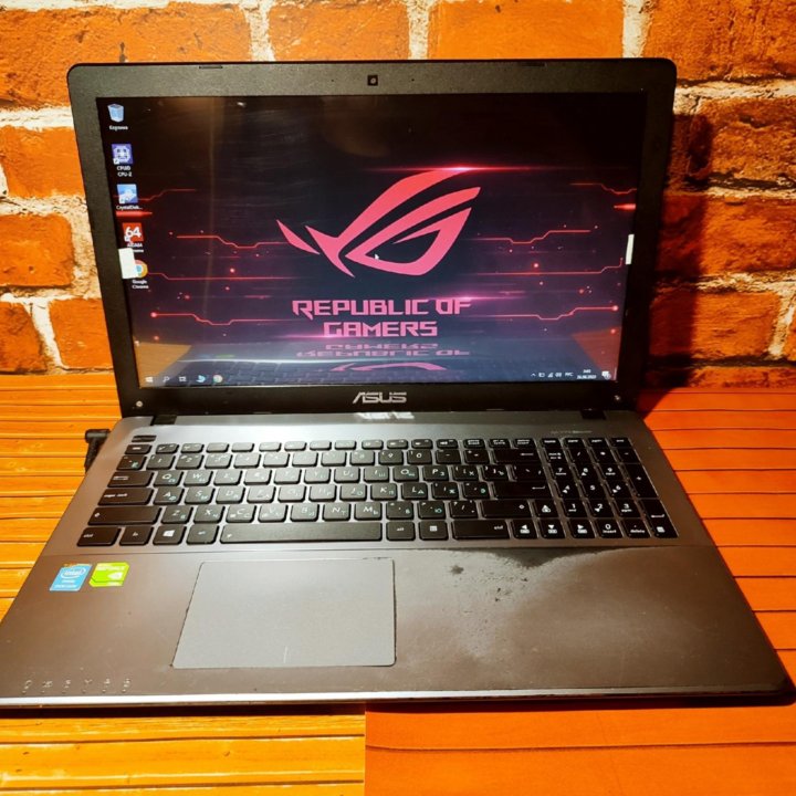 Asus X550C - Pentium\ 4 Озу \GeForce GT 720M 2 GB\