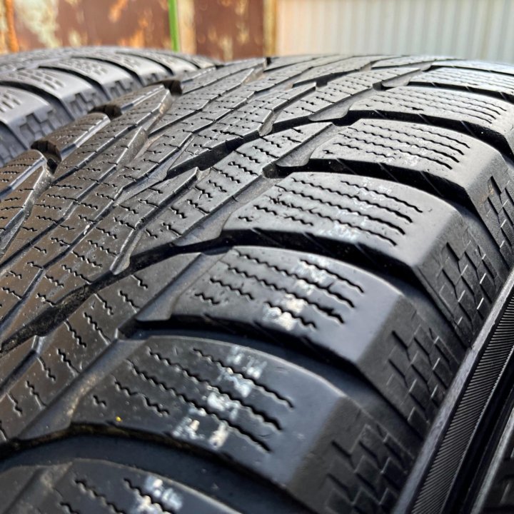 Зима Kumho Wintercraft Ice WS51 235/65 R17 108T