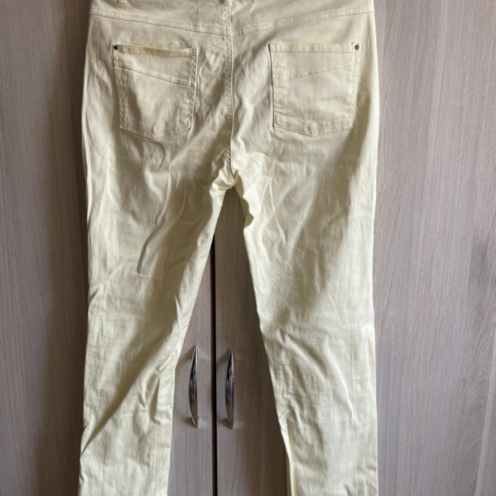 Джинсы, брюки