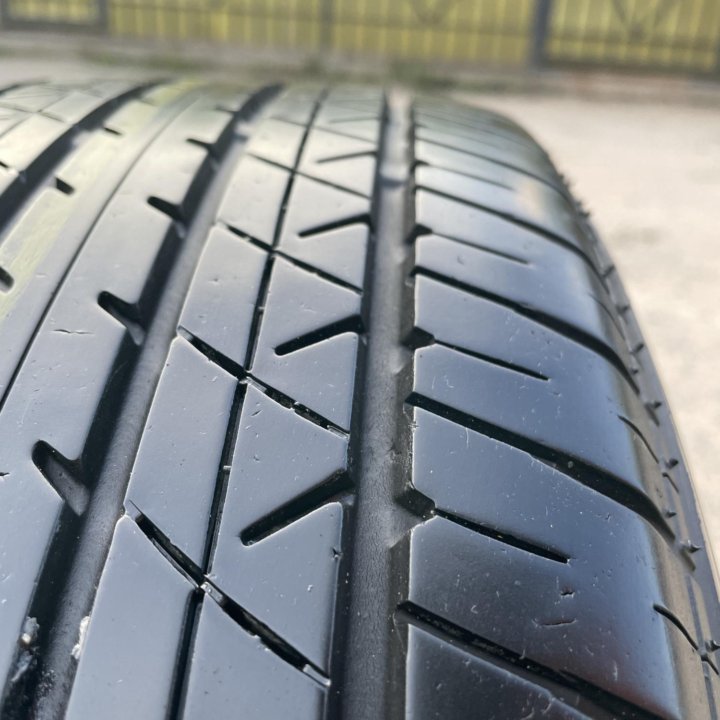 Bridgestone Turanza ER33 225/55 R17 1шт