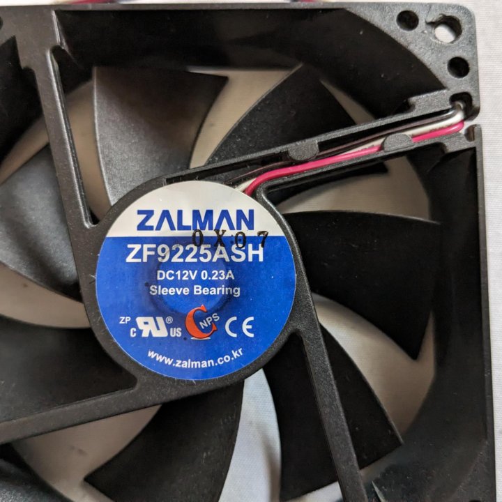 Вентилятор Zalman 92mm.