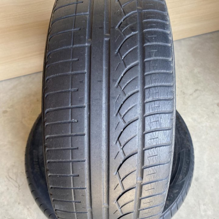 205/60 R15 Kumho Ecsta KH11