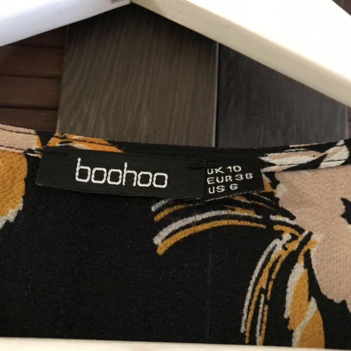 Платье boohoo