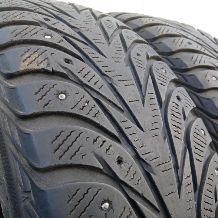 Шины 215/70 R16, 2шт