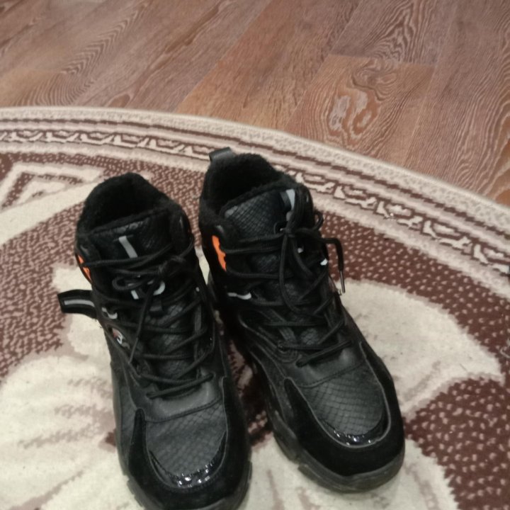 Полуботинки