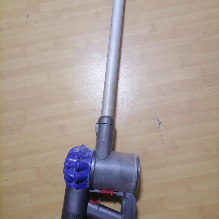 Dyson v6 slim