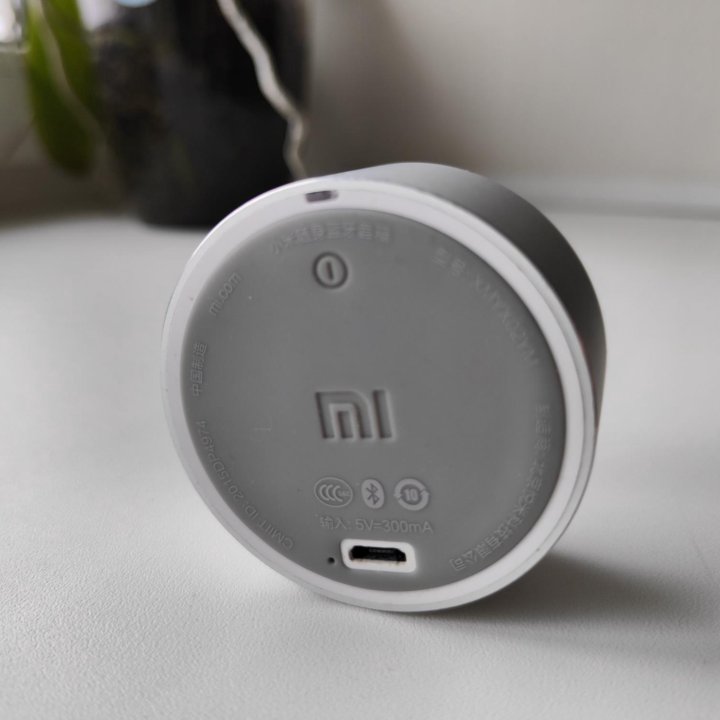 Портативная колонка Xiaomi Mi Bluetooth Speaker Mi