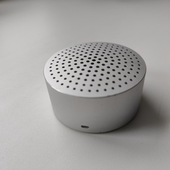 Портативная колонка Xiaomi Mi Bluetooth Speaker Mi