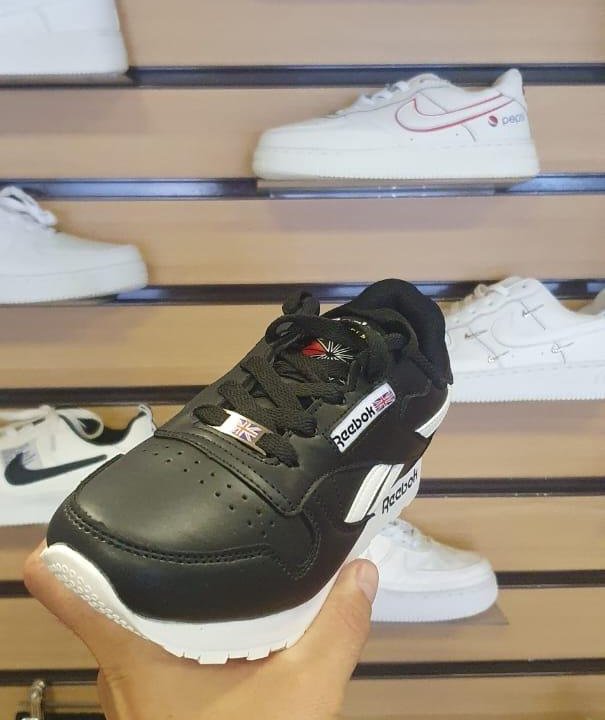 Кроссовки женские Reebok