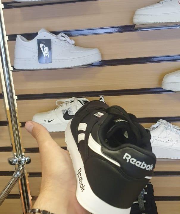 Кроссовки женские Reebok