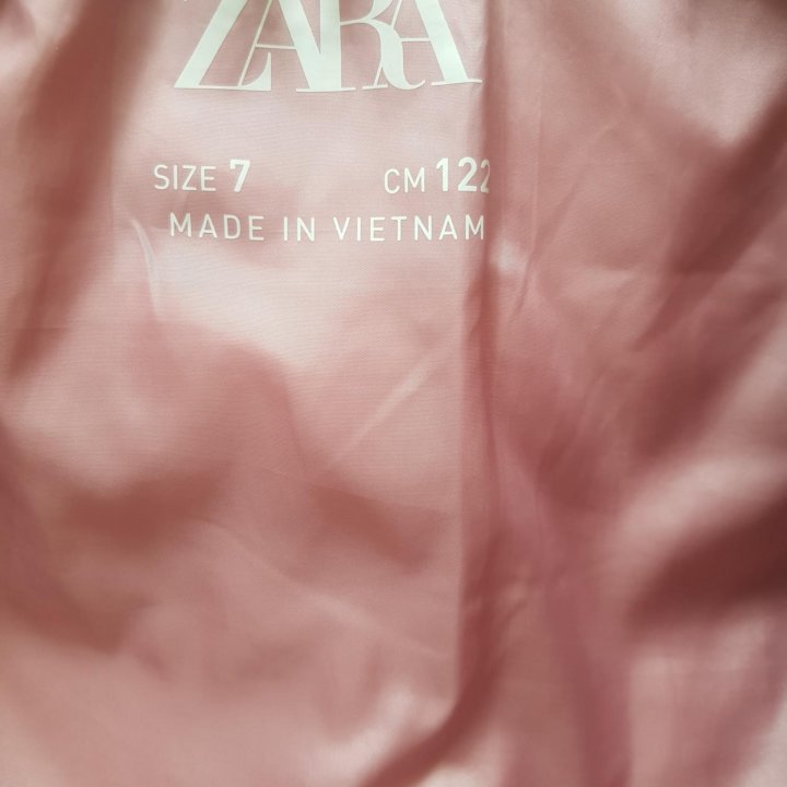 Пальто стеганое Zara р.122