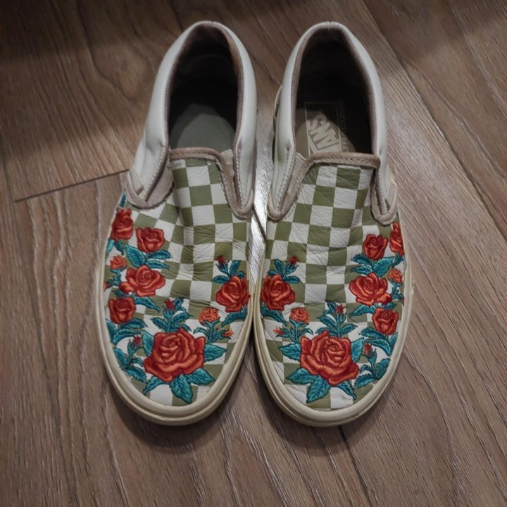 Слипоны vans