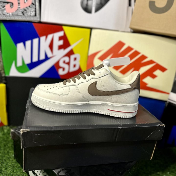 Кроссовки Nike Air Force 1 Low