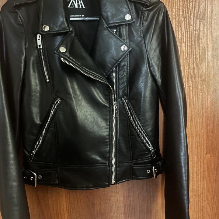 Кожаная куртка Южная Корея XS Zara