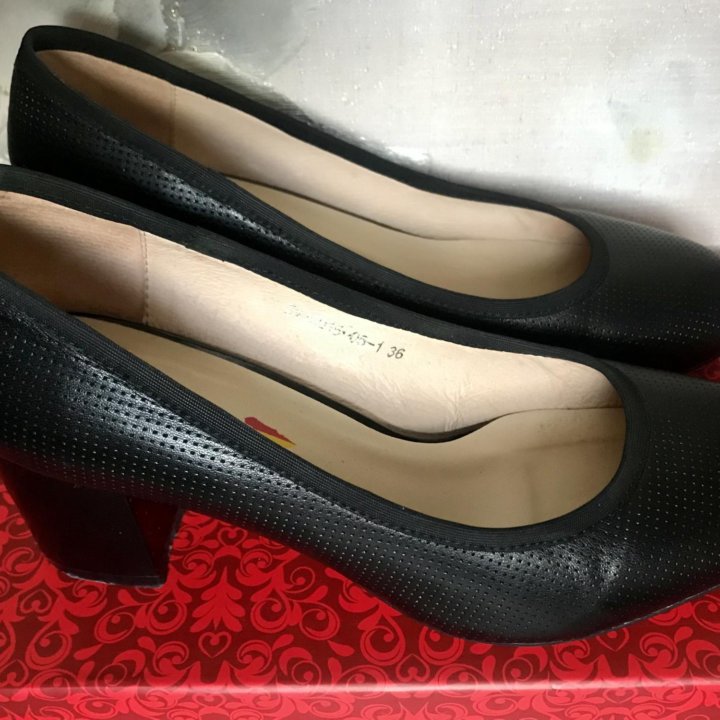 Кожаные туфли Evita (36)