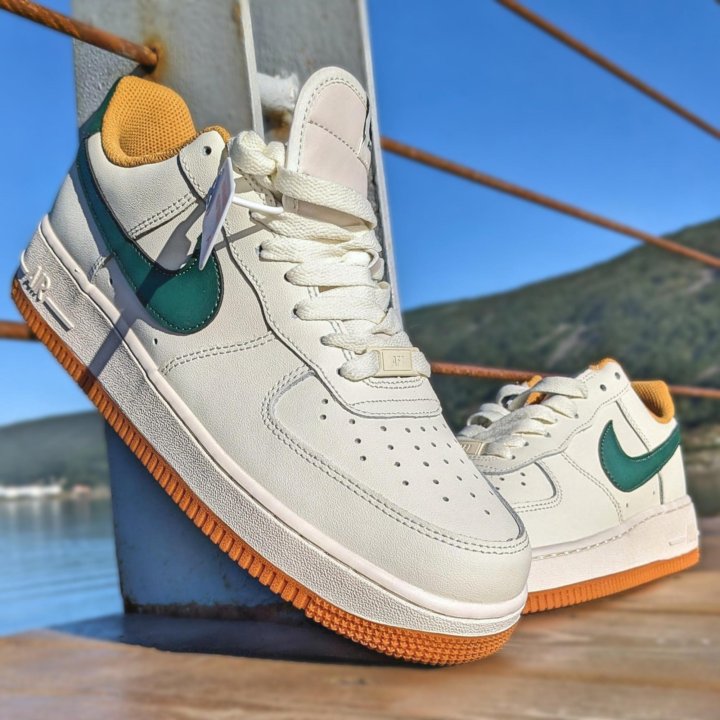 Кроссовки Nike Air Force 1