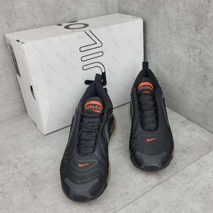 Кроссовки Nike Air Max 720