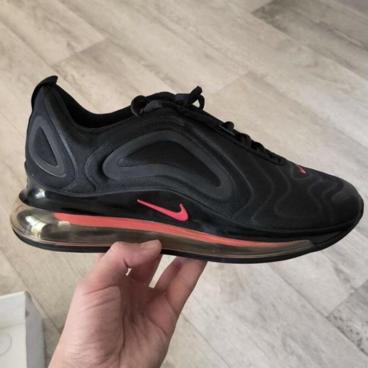 Кроссовки Nike Air Max 720