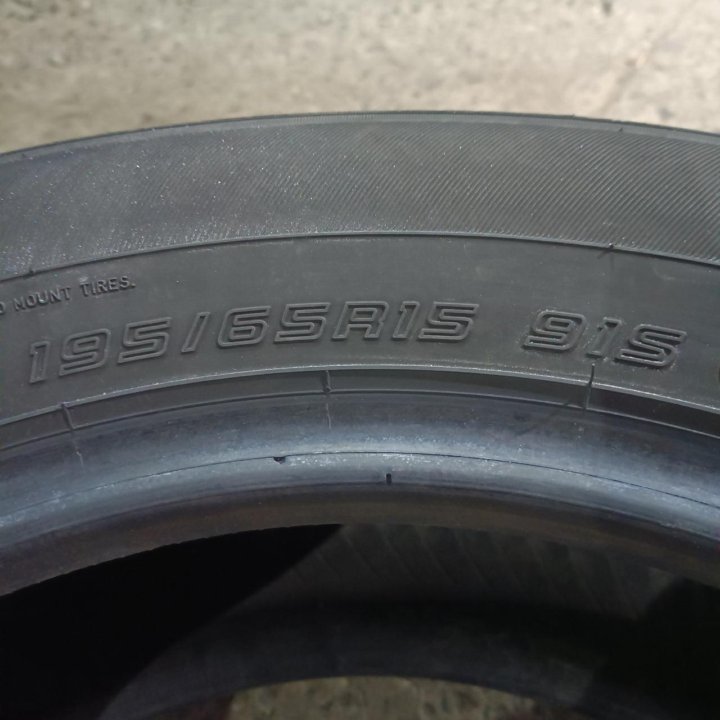 195/65R15 Dunlop Enasave EC300+ (Лот №6702)