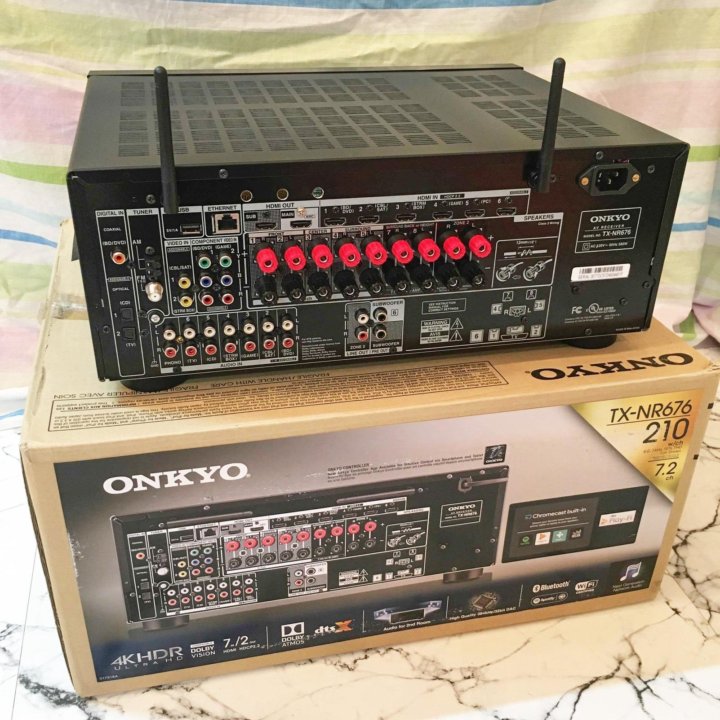 Onkyo TX-NR 676 Atmos