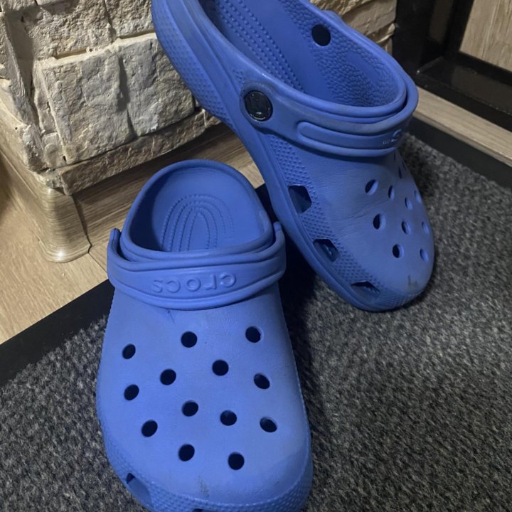 Crocs