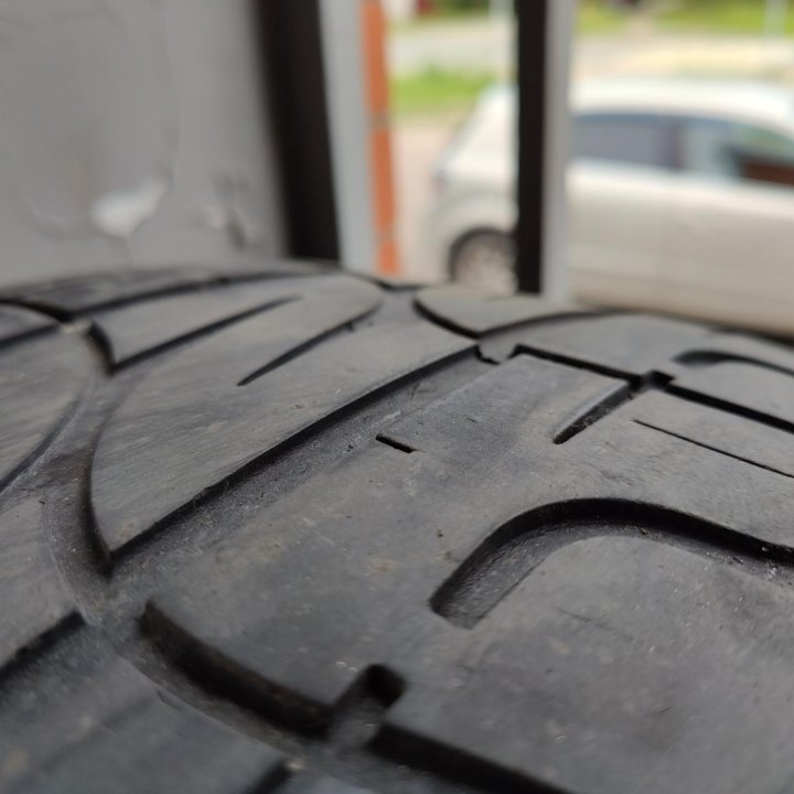 Шина Pirelli 285/60/18 1шт