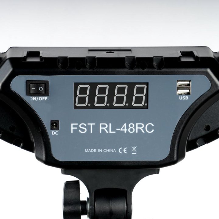 FST RL-48RC профессиональная кольцевая лампа 50W