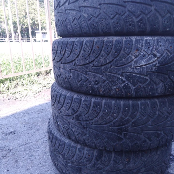 225 /60 R17