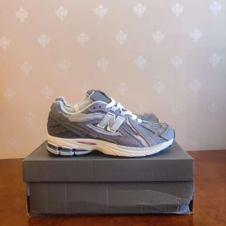 Кроссовки New Balance 1906D Grey серые