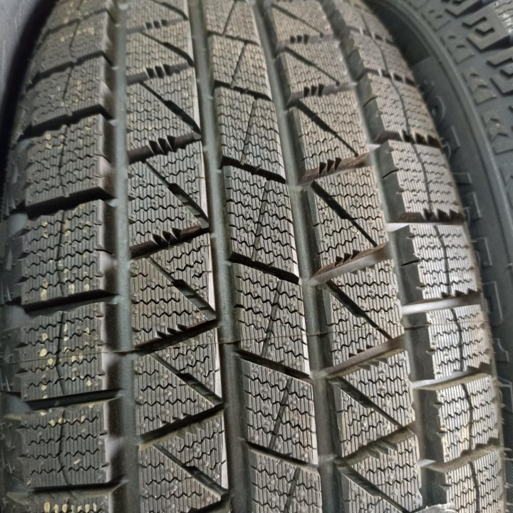 Зимняя резина 185/70 R-14 